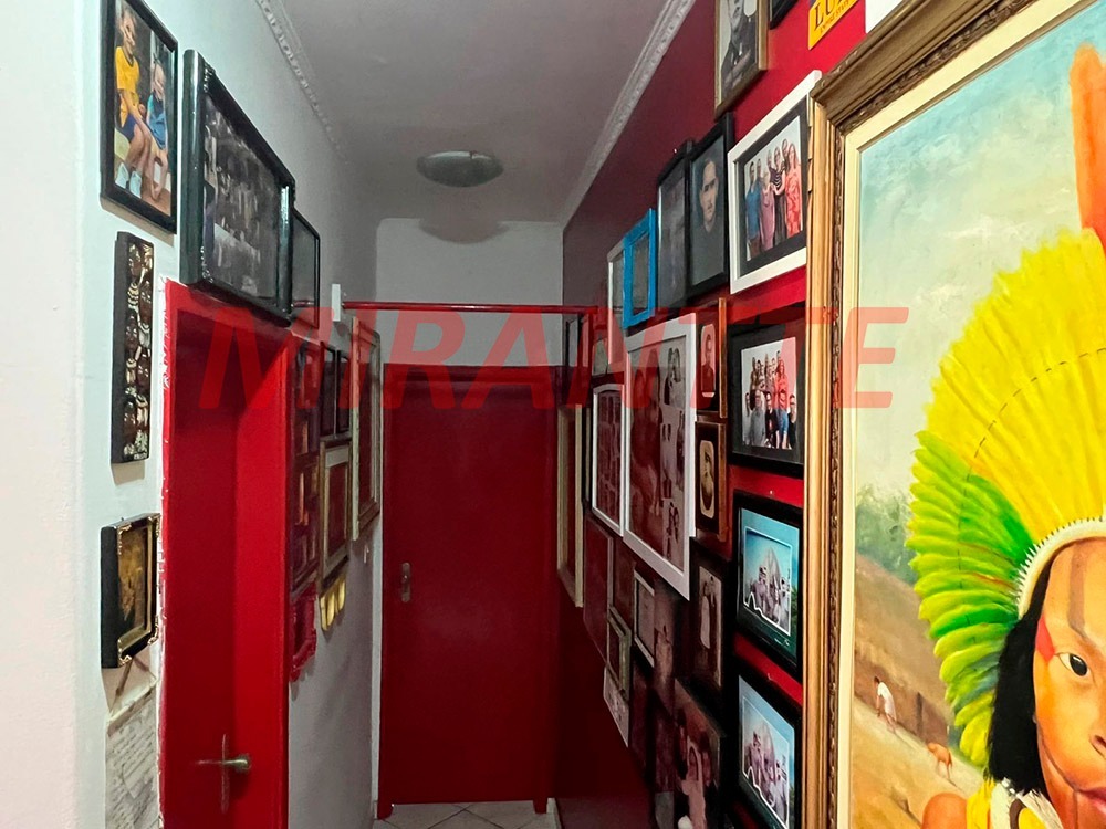 Sobrado de 247m² com 3 quartos em Bortolândia
