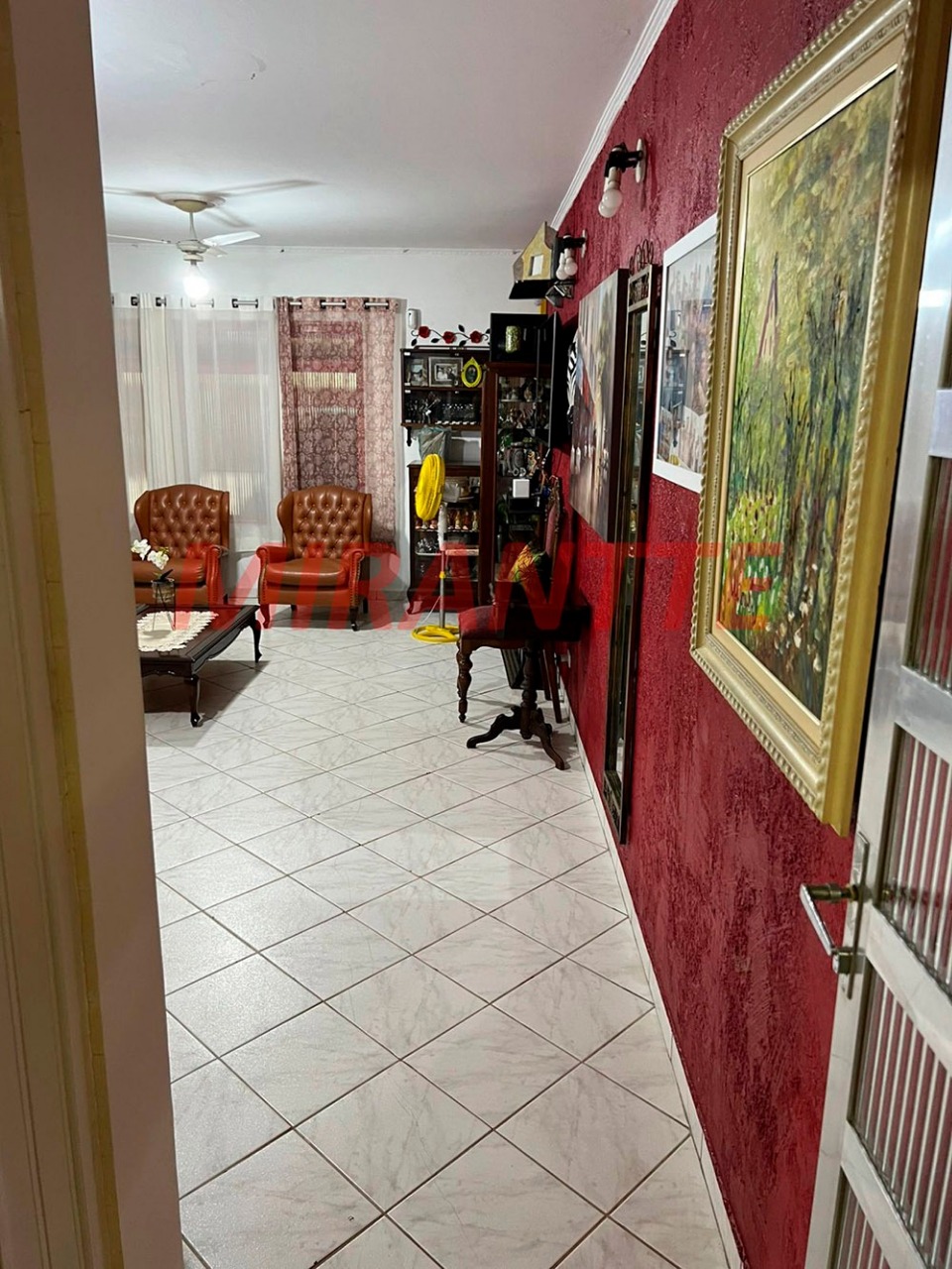 Sobrado de 247m² com 3 quartos em Bortolândia
