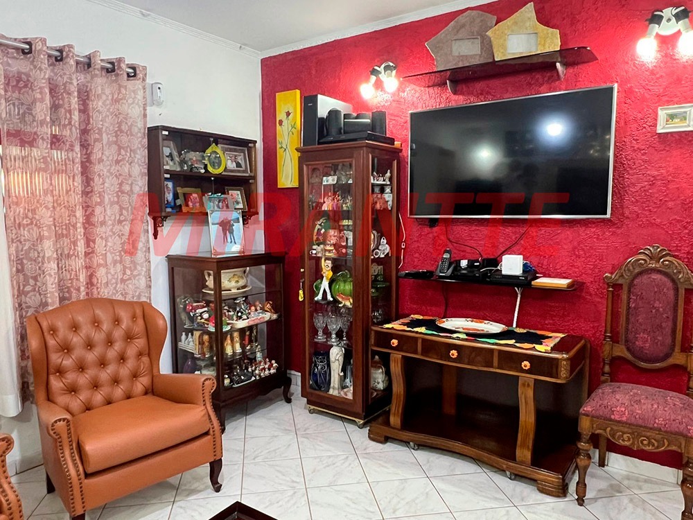 Sobrado de 247m² com 3 quartos em Bortolândia