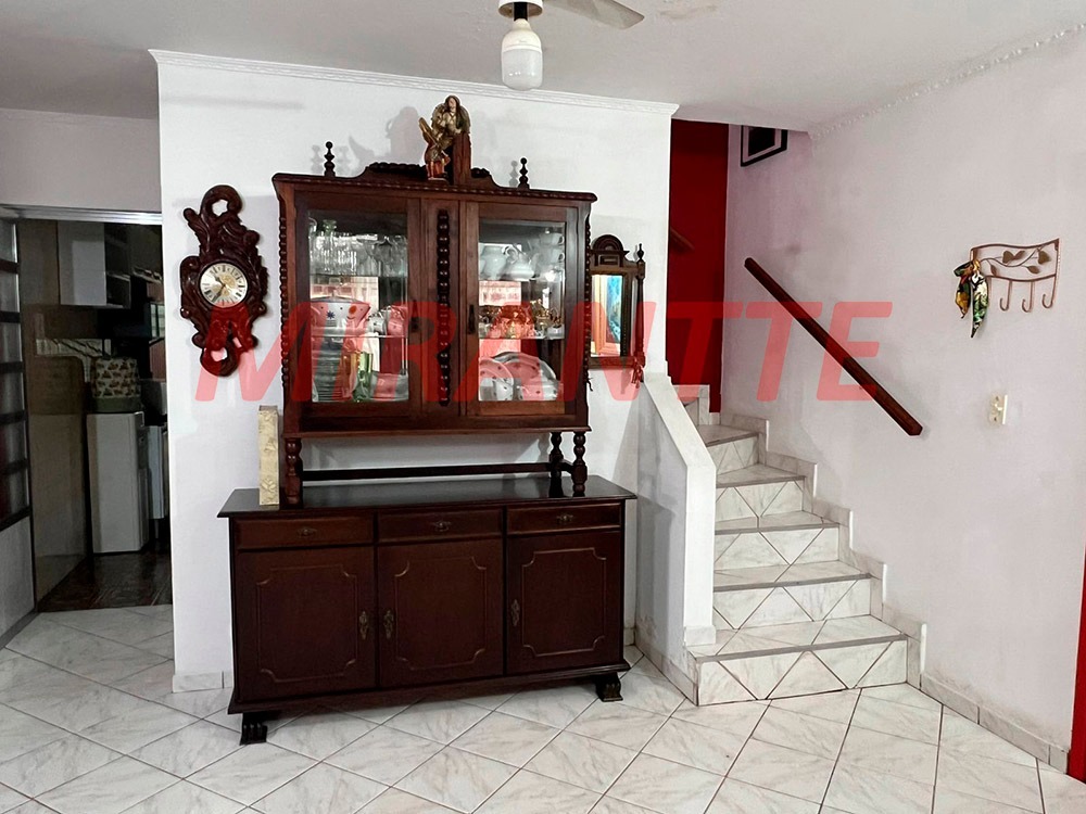 Sobrado de 247m² com 3 quartos em Bortolândia