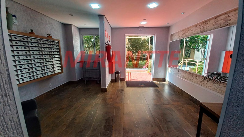 Apartamento de 45m² com 2 quartos em Ponte Grande