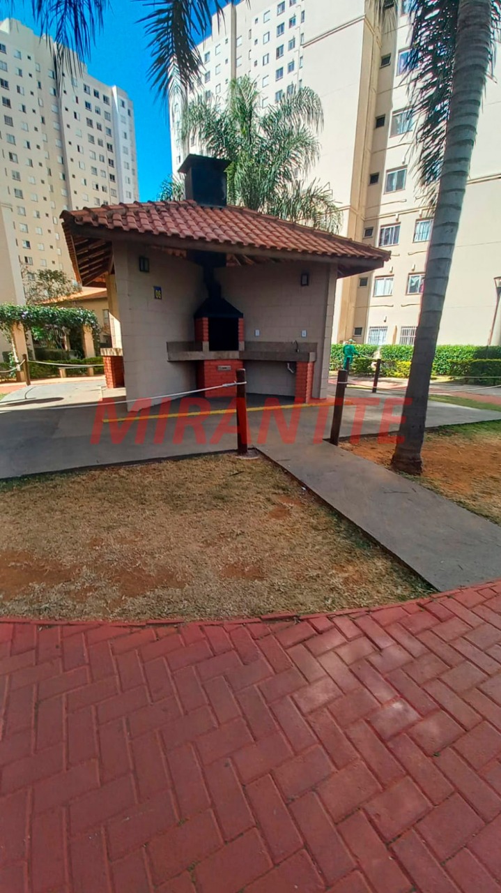 Apartamento de 45m² com 2 quartos em Ponte Grande