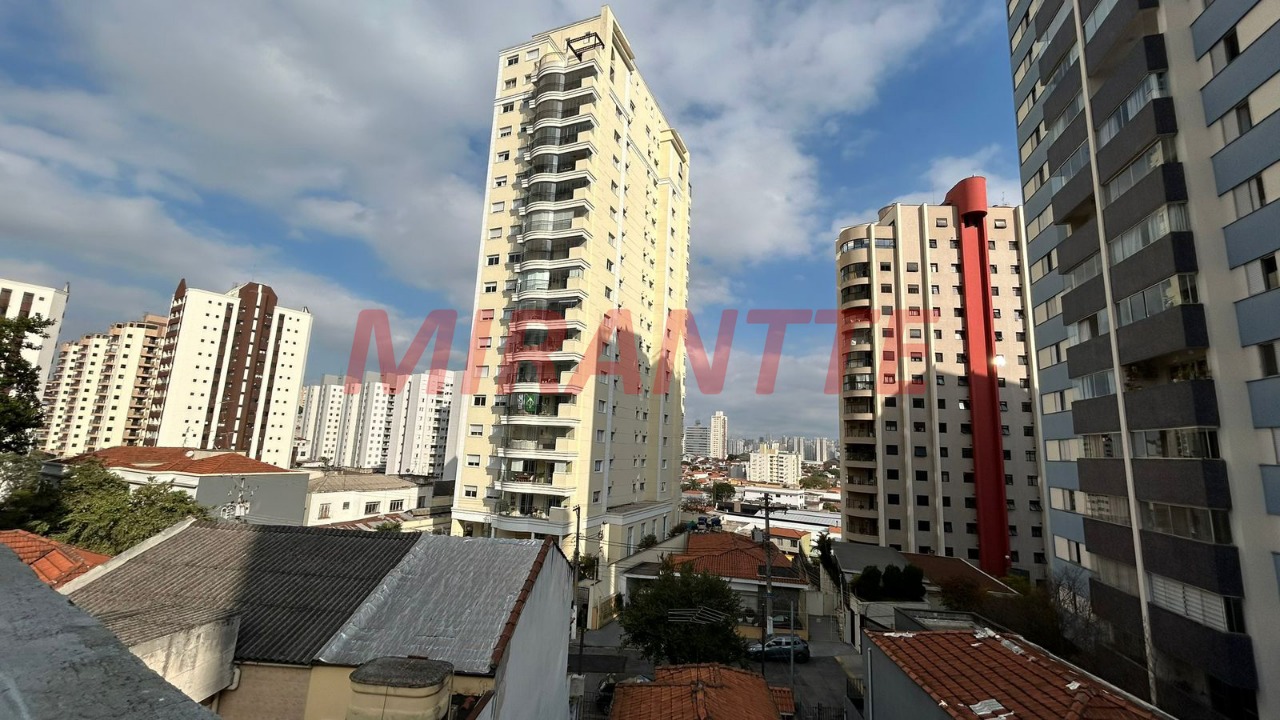 Sobrado de 260m² com 4 quartos em Jardim das Laranjeiras
