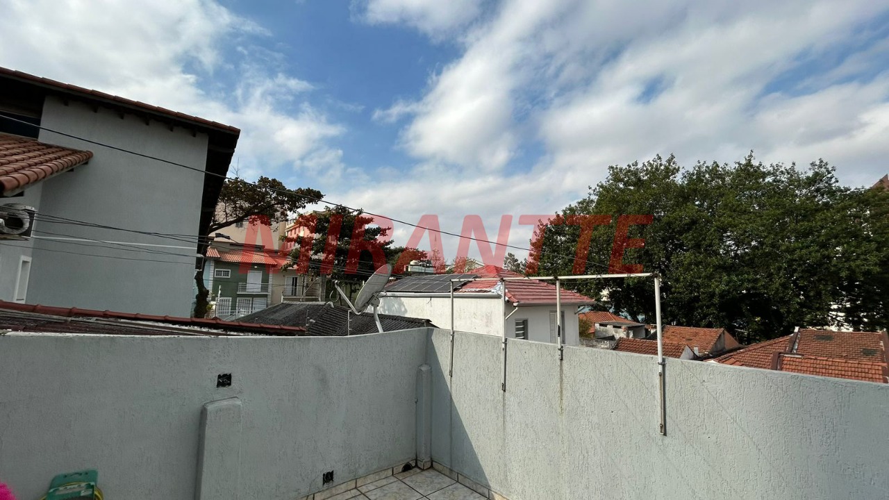 Sobrado de 260m² com 4 quartos em Jardim das Laranjeiras