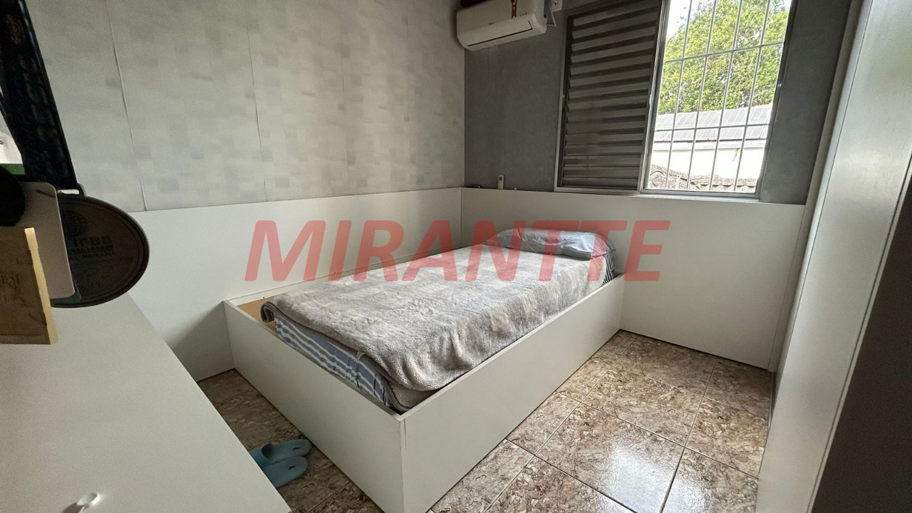 Sobrado de 260m² com 4 quartos em Jardim das Laranjeiras