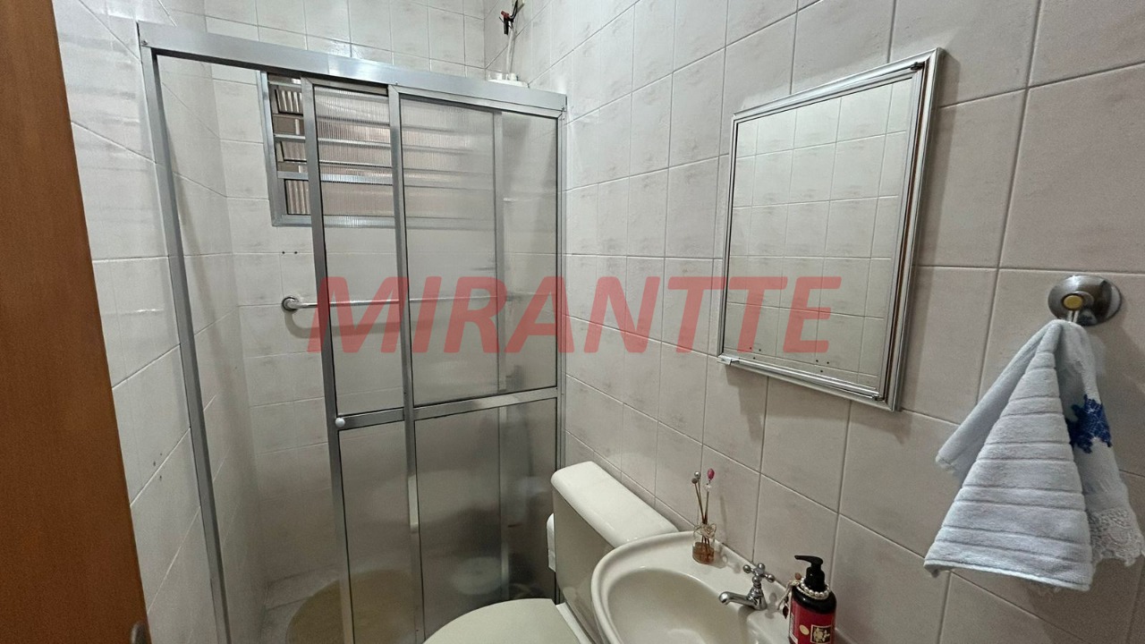 Sobrado de 260m² com 4 quartos em Jardim das Laranjeiras