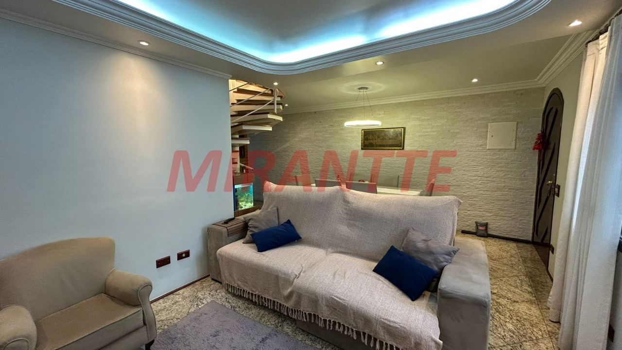 Sobrado de 260m² com 4 quartos em Jardim das Laranjeiras