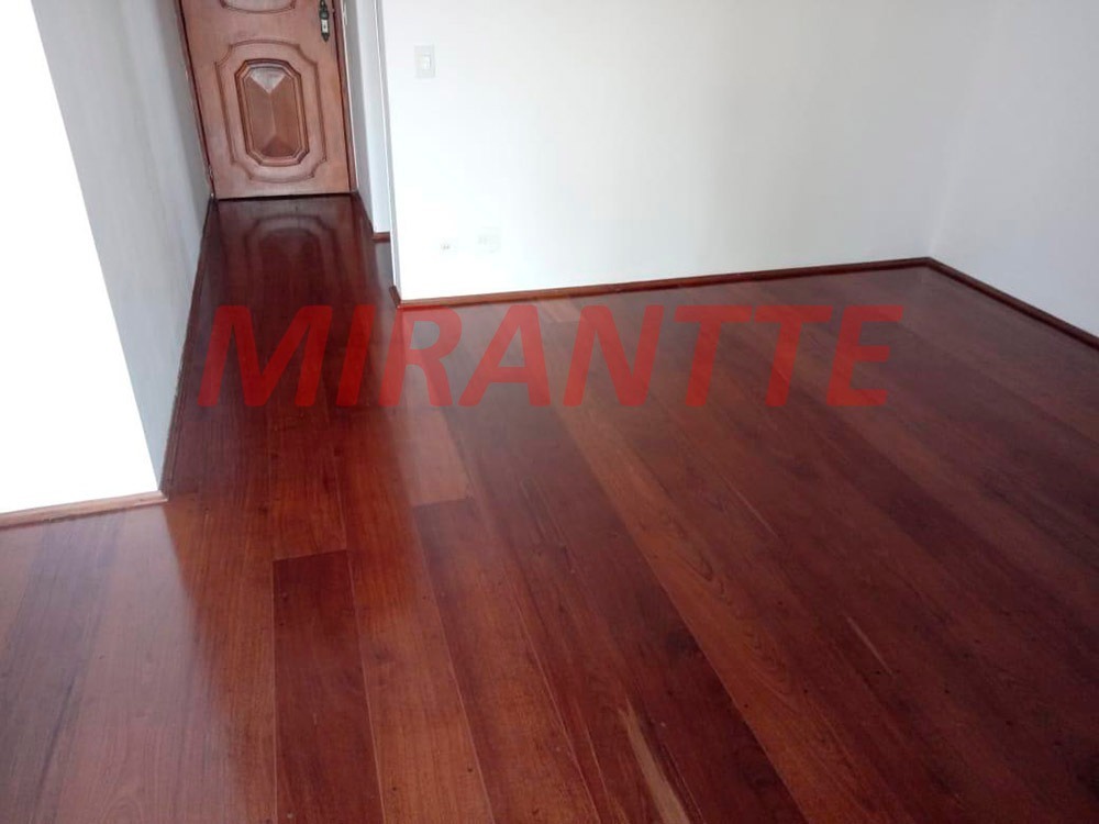 Apartamento de 73m² com 3 quartos em Limão
