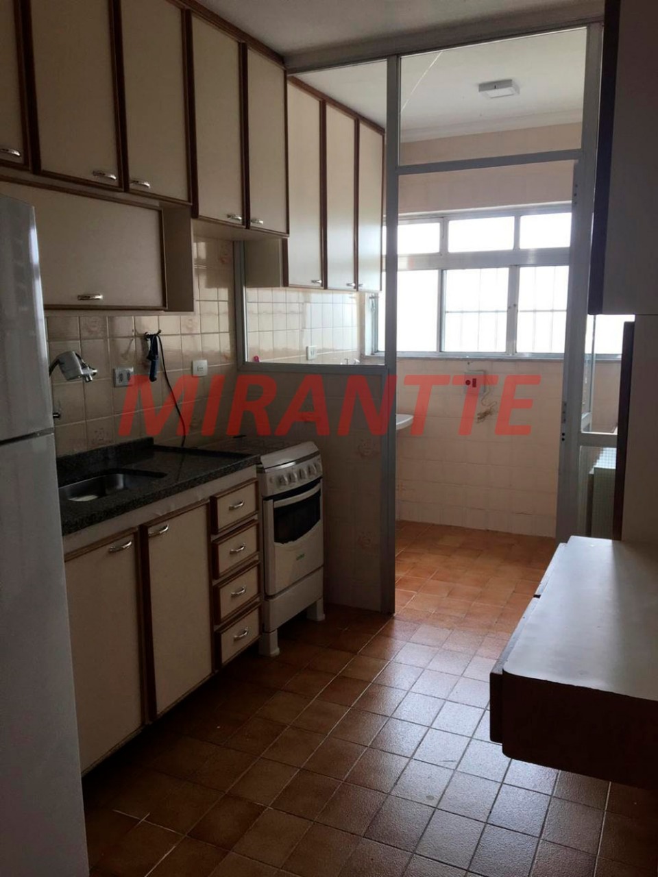 Apartamento de 73m² com 3 quartos em Limão