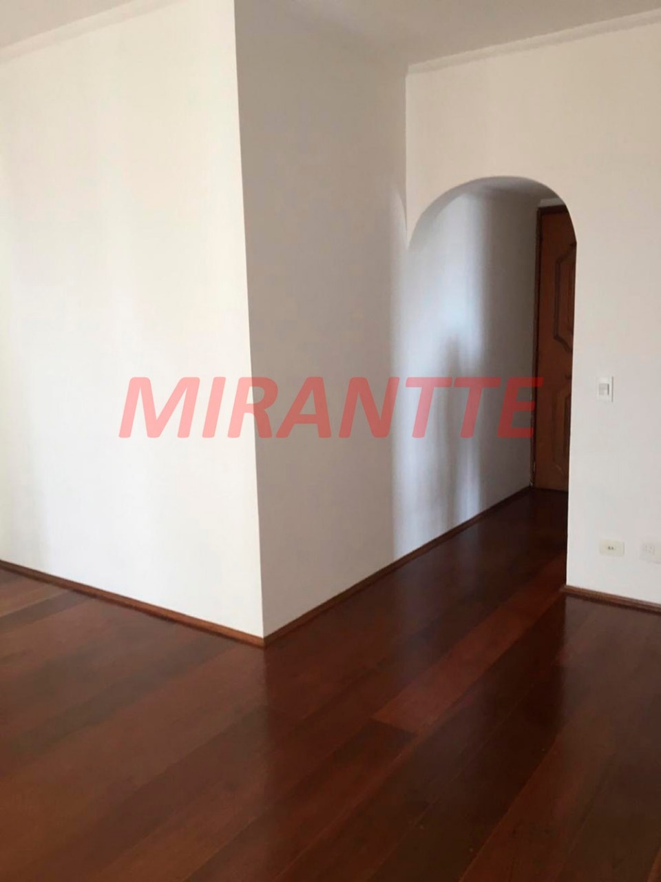 Apartamento de 73m² com 3 quartos em Limão