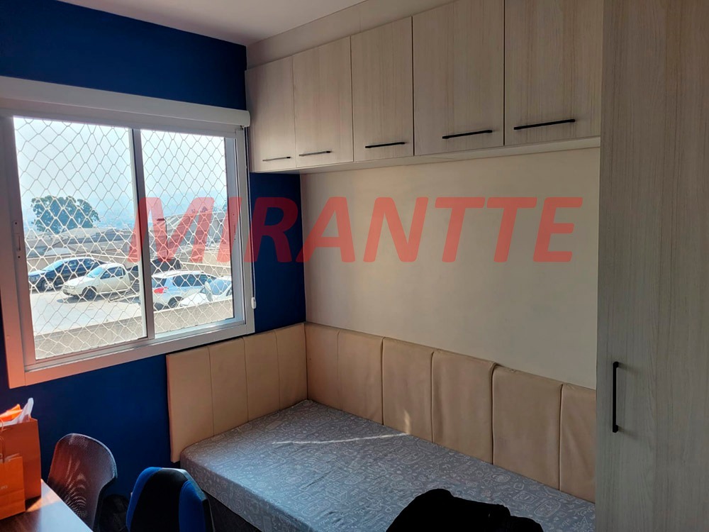 Apartamento de 43000m² com 2 quartos em Vila Itapegica