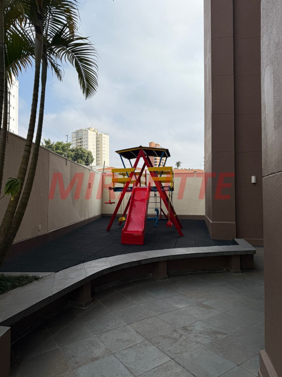 Apartamento de 82m² com 2 quartos em Vila Gumercindo