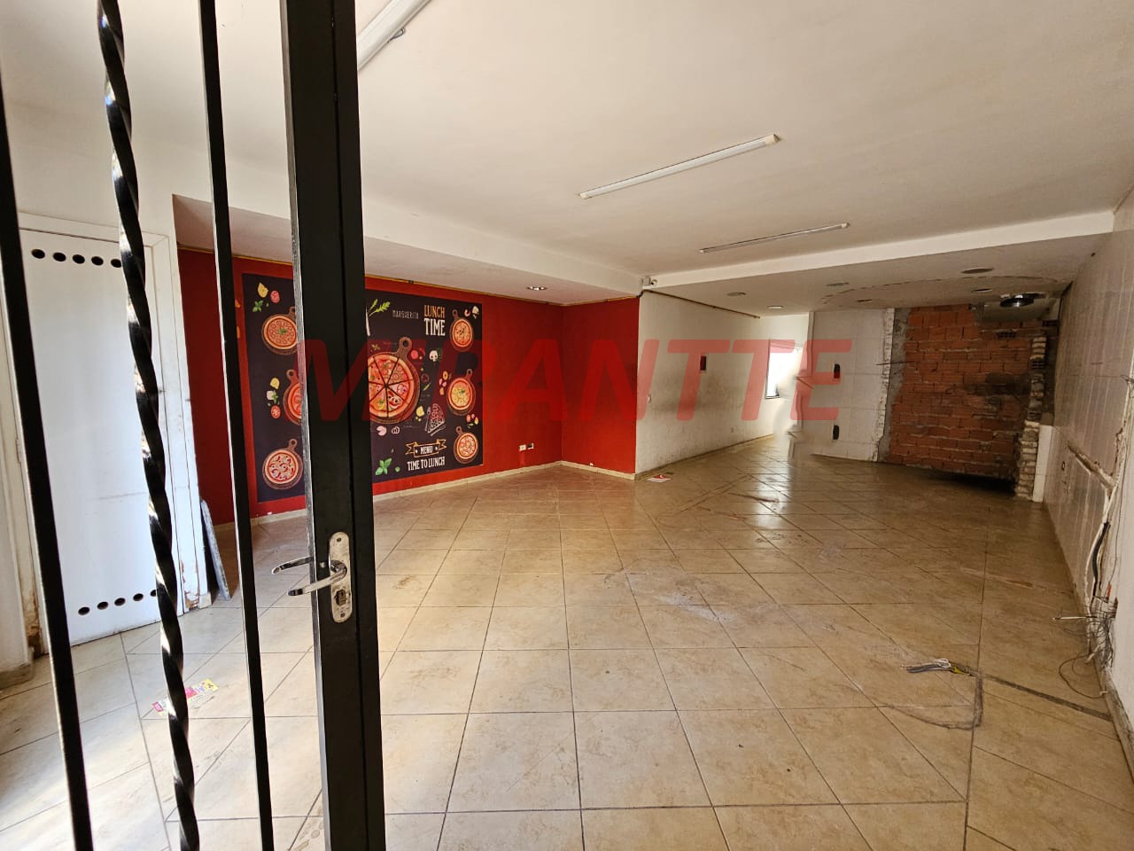 Comercial de 90m² em Santa Teresinha