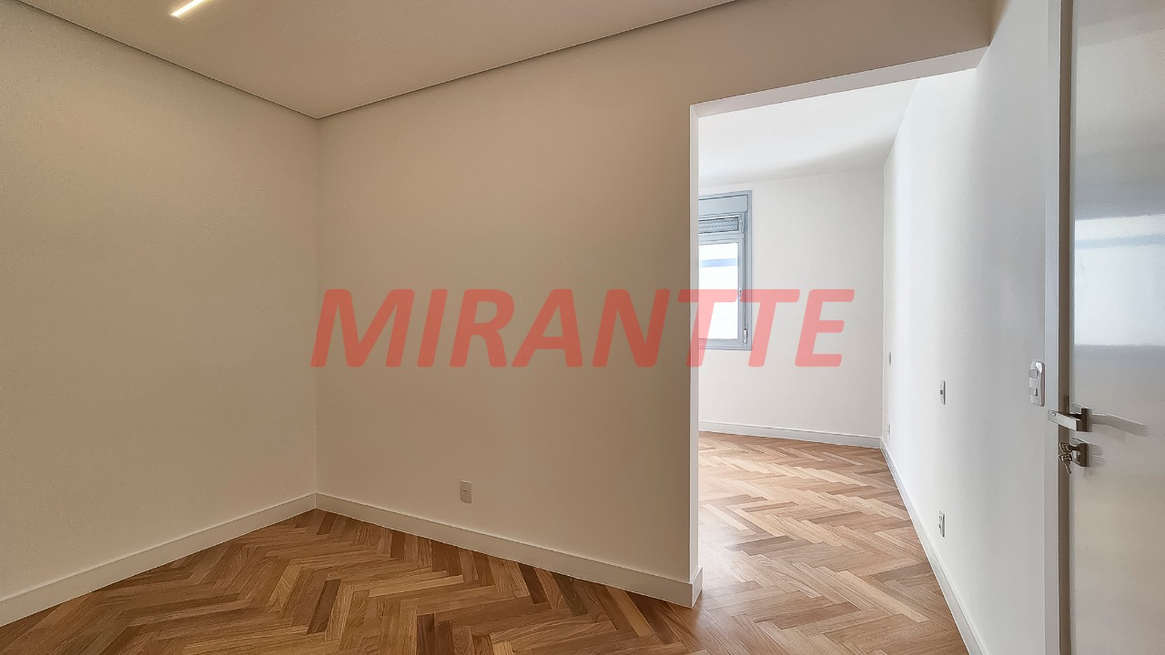 Apartamento de 158.6m² com 3 quartos em Jardim Paulista
