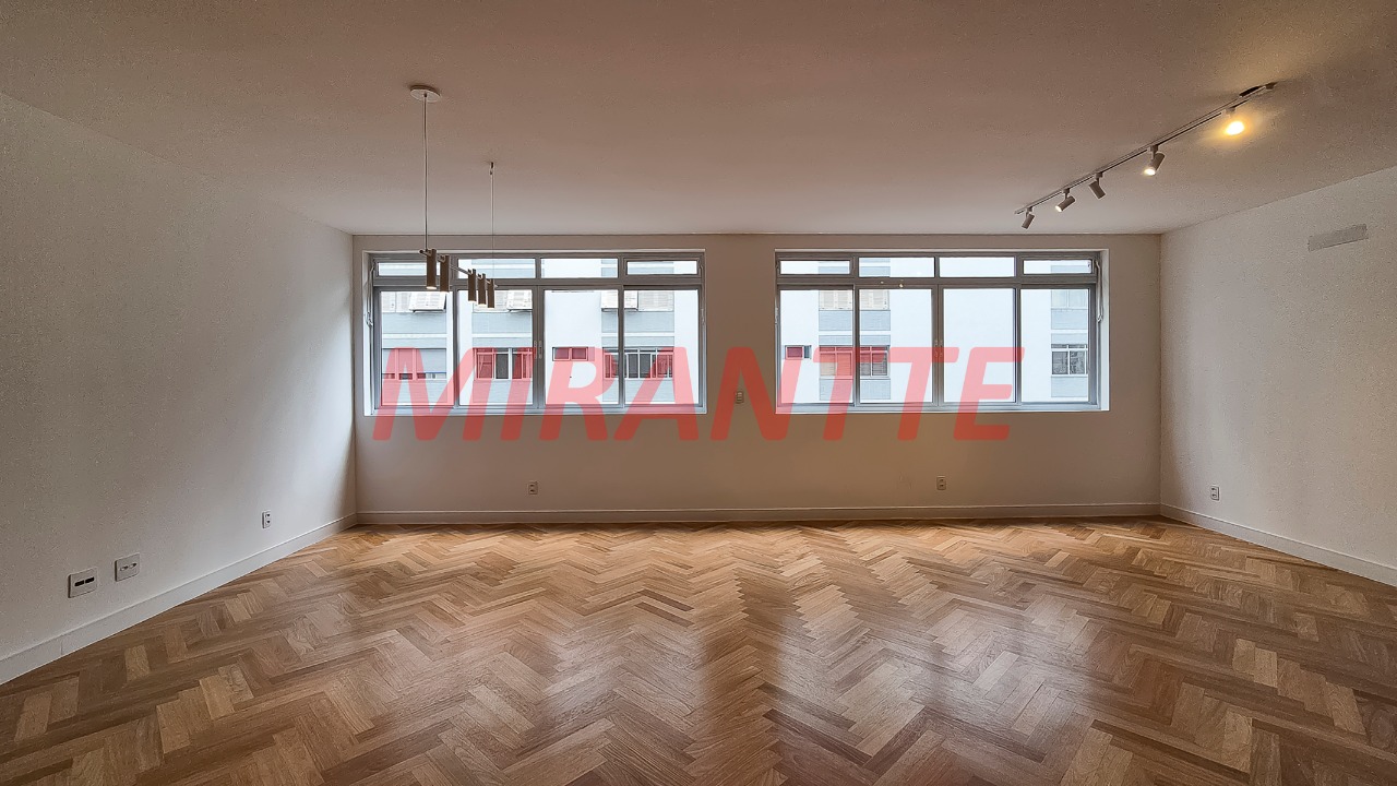 Apartamento de 158.6m² com 3 quartos em Jardim Paulista