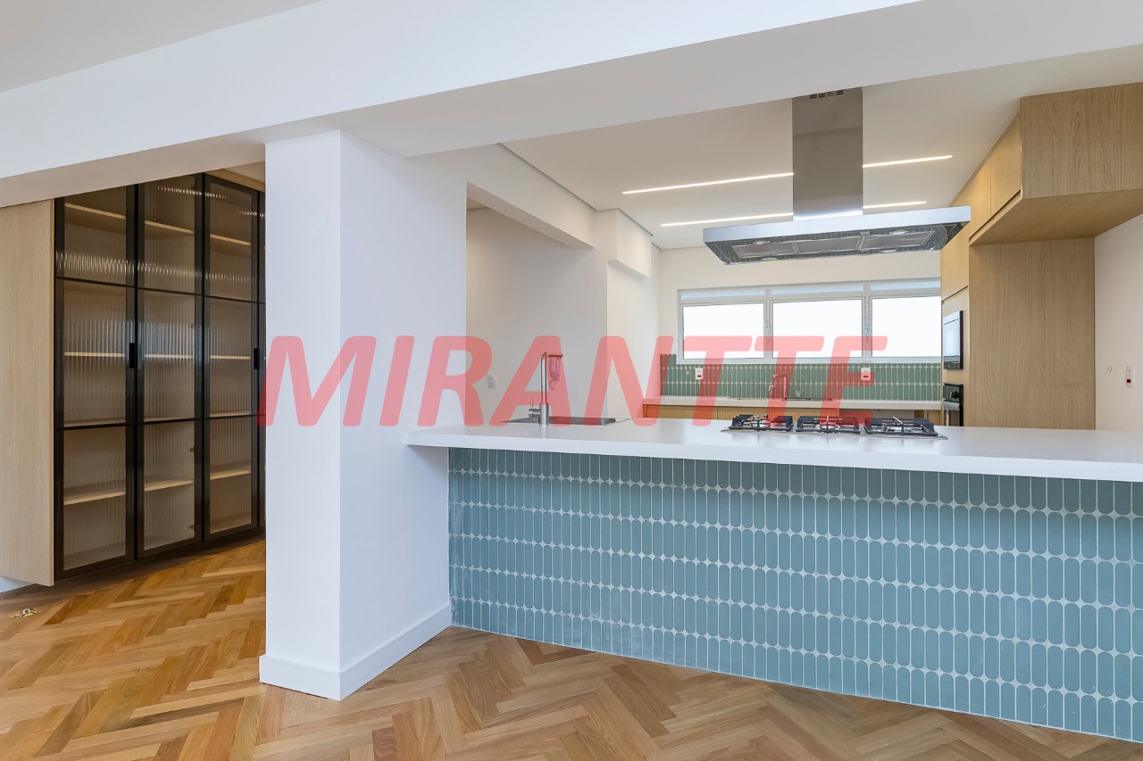 Apartamento de 158.6m² com 3 quartos em Jardim Paulista