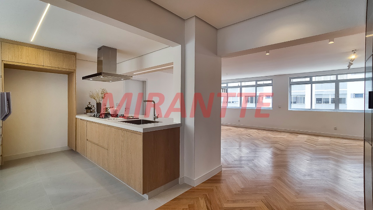 Apartamento de 158.6m² com 3 quartos em Jardim Paulista