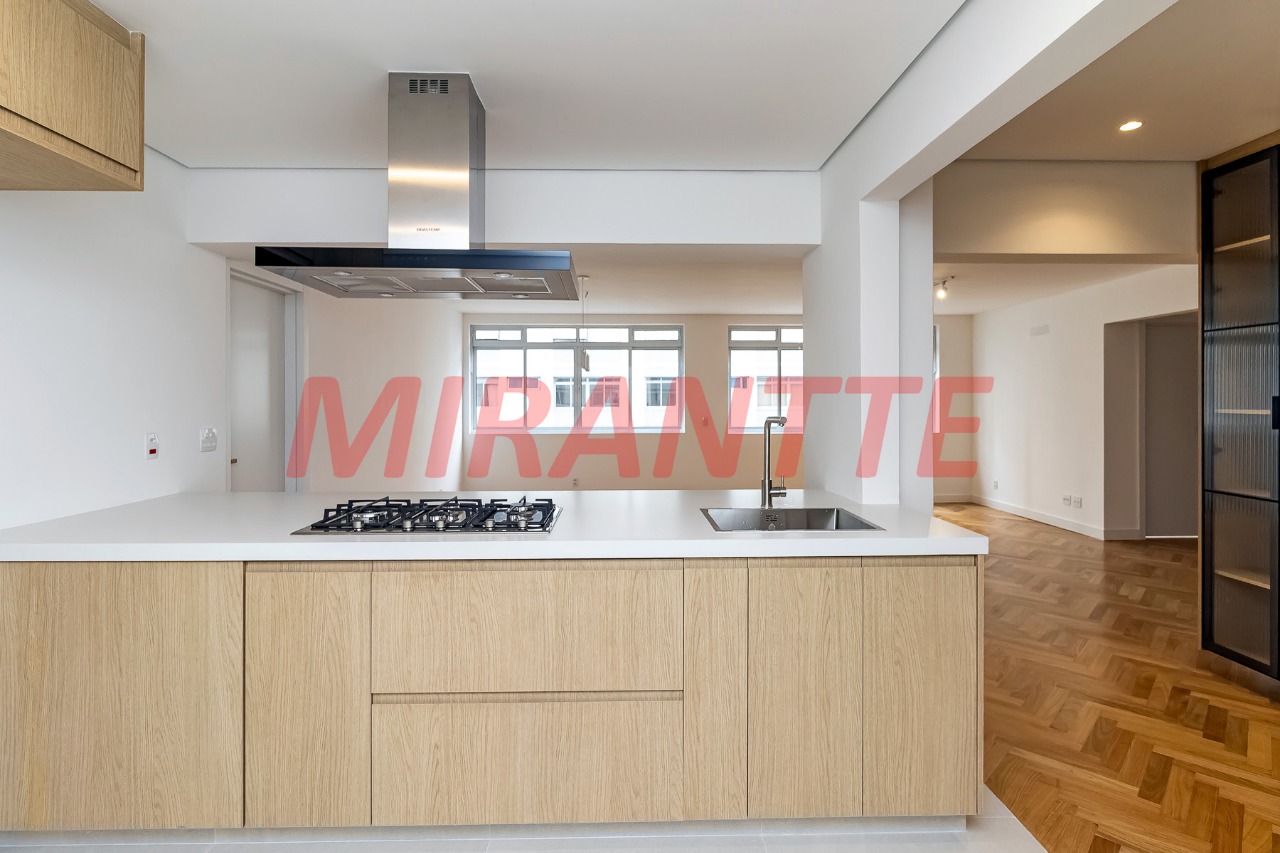 Apartamento de 158.6m² com 3 quartos em Jardim Paulista