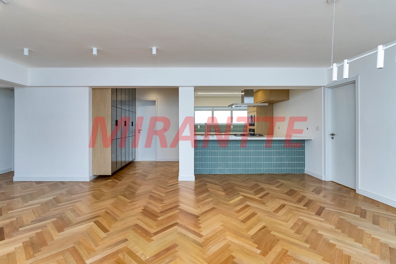 Apartamento de 158.6m² com 3 quartos em Jardim Paulista