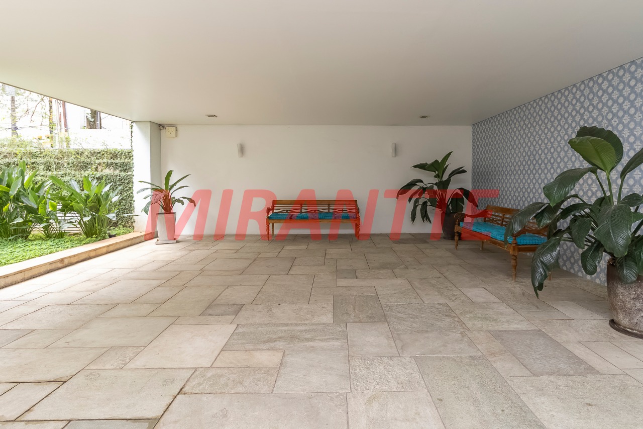 Apartamento de 158.6m² com 3 quartos em Jardim Paulista