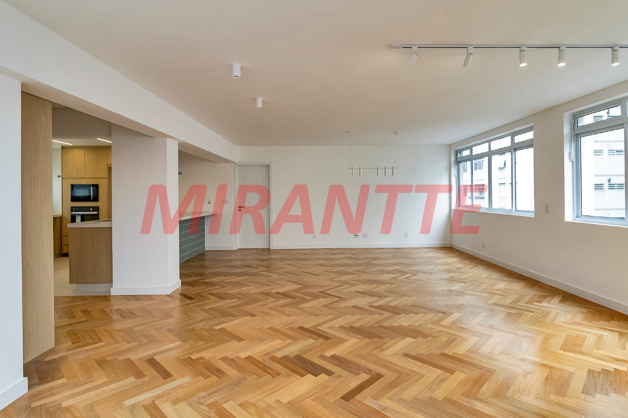 Apartamento de 158.6m² com 3 quartos em Jardim Paulista