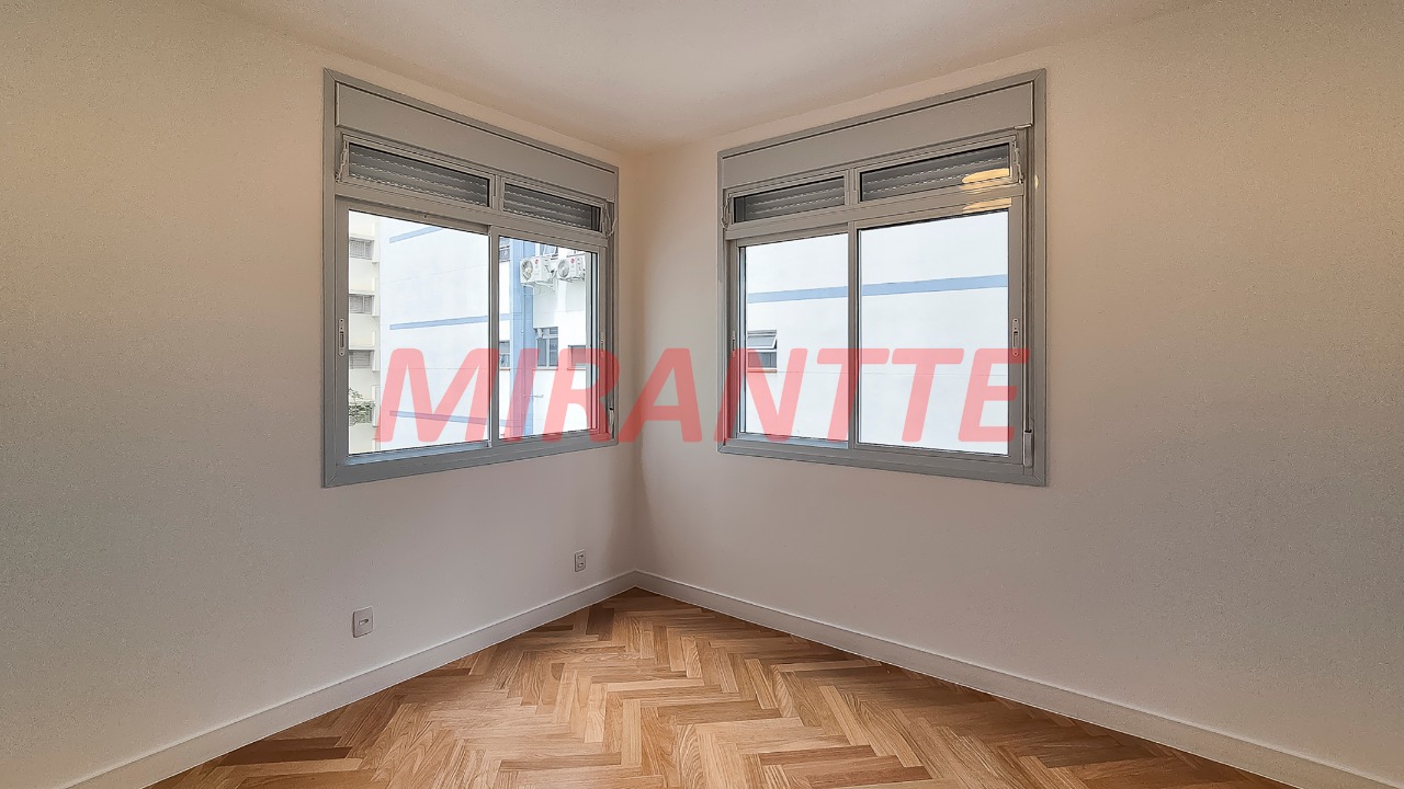 Apartamento de 158.6m² com 3 quartos em Jardim Paulista