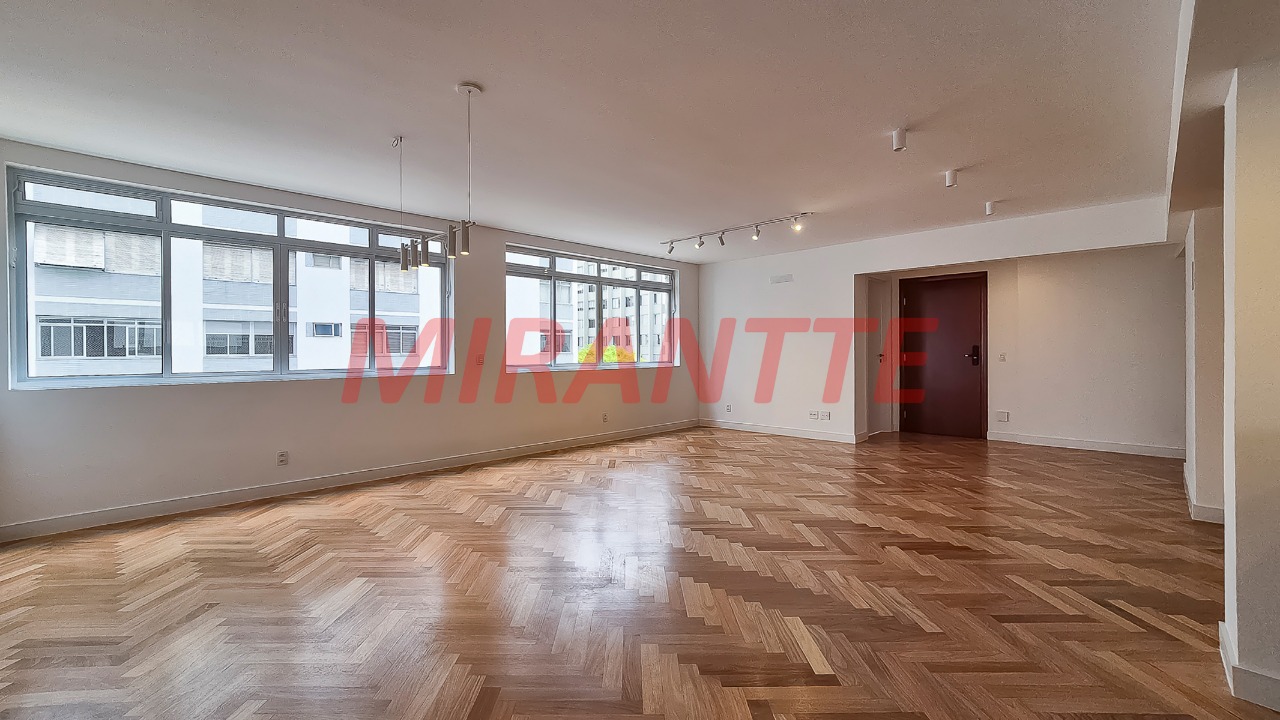 Apartamento de 158.6m² com 3 quartos em Jardim Paulista