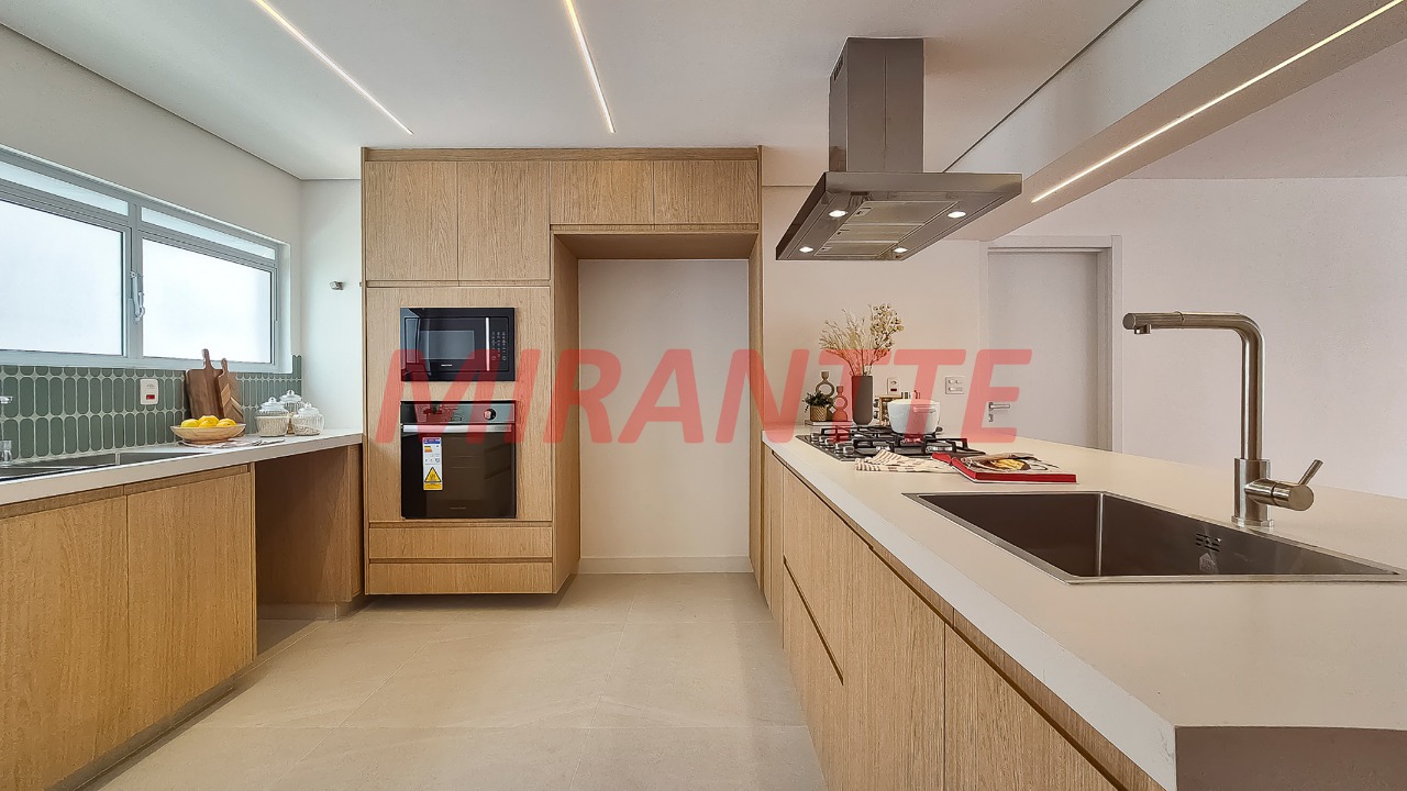 Apartamento de 158.6m² com 3 quartos em Jardim Paulista