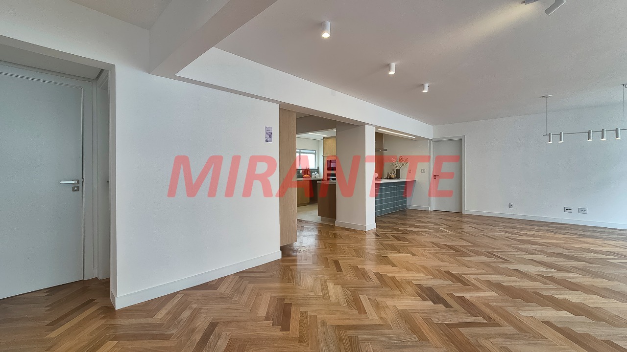 Apartamento de 158.6m² com 3 quartos em Jardim Paulista
