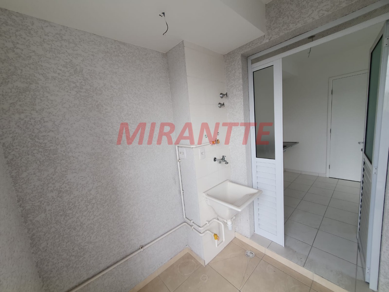 Apartamento de 44m² com 2 quartos em Vila Guaca