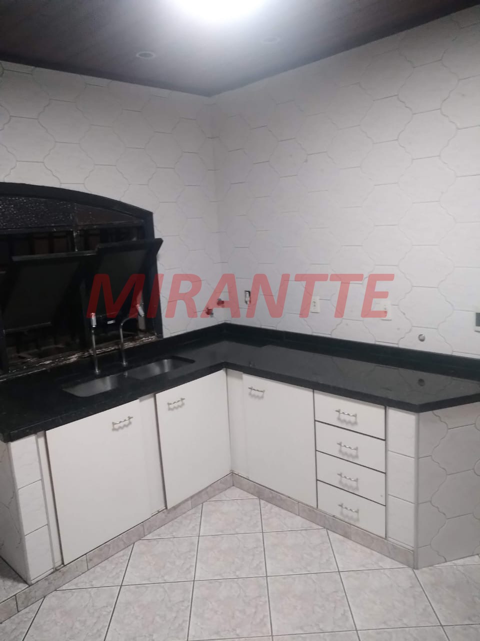 Sobrado de 300m² com 6 quartos em Parque Savoy City