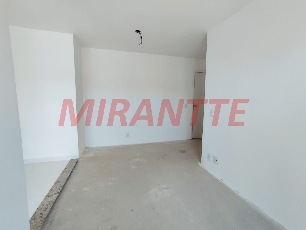 Apartamento de 47m² com 2 quartos em Parada Inglesa