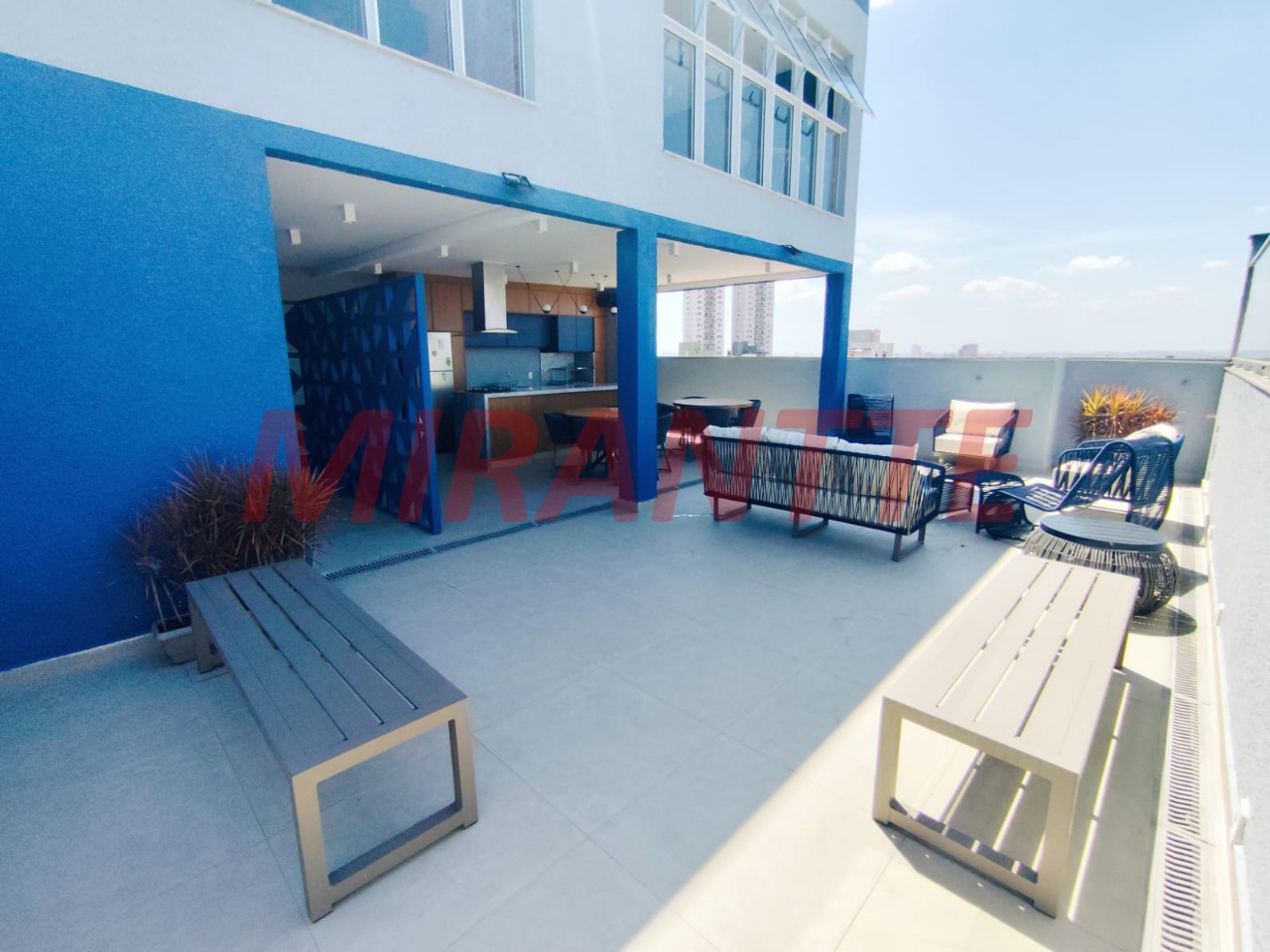 Apartamento de 47m² com 2 quartos em Parada Inglesa
