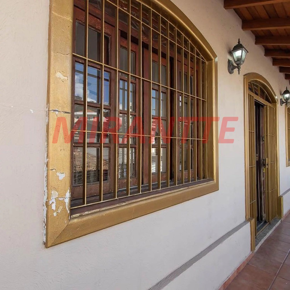 Sobrado de 216m² com 3 quartos em Parada Inglesa
