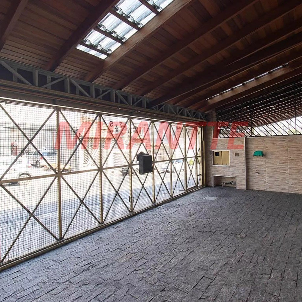 Sobrado de 216m² com 3 quartos em Parada Inglesa
