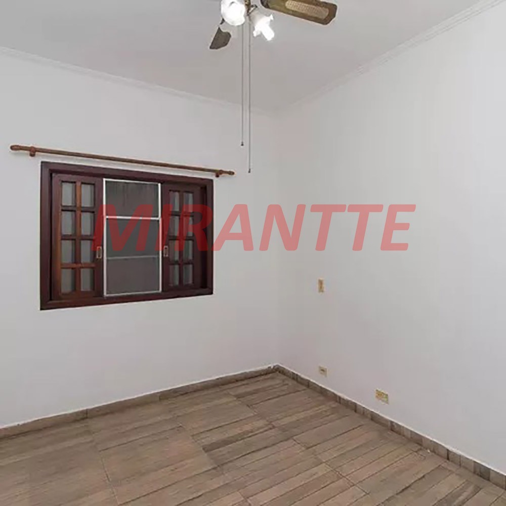 Sobrado de 216m² com 3 quartos em Parada Inglesa