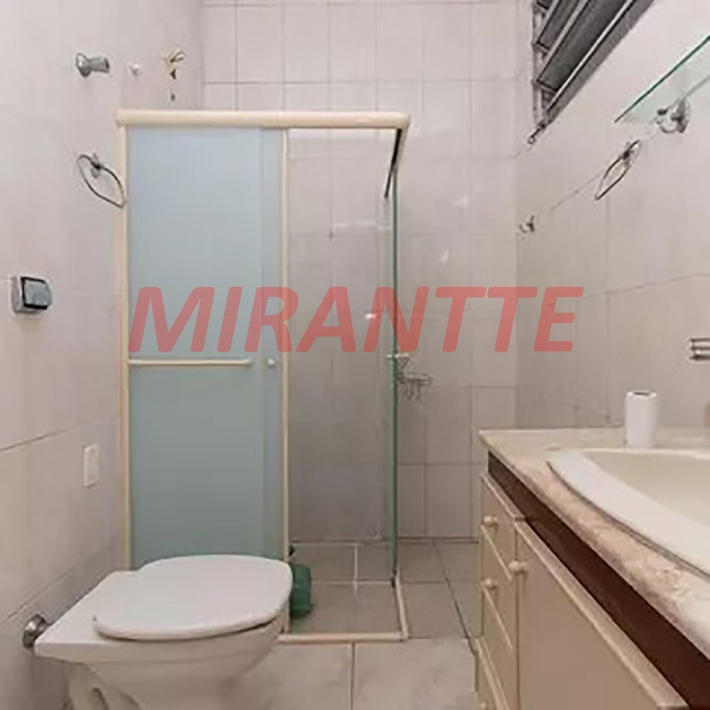 Sobrado de 216m² com 3 quartos em Parada Inglesa
