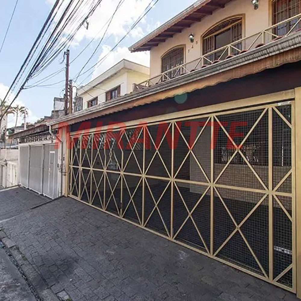 Sobrado de 216m² com 3 quartos em Parada Inglesa