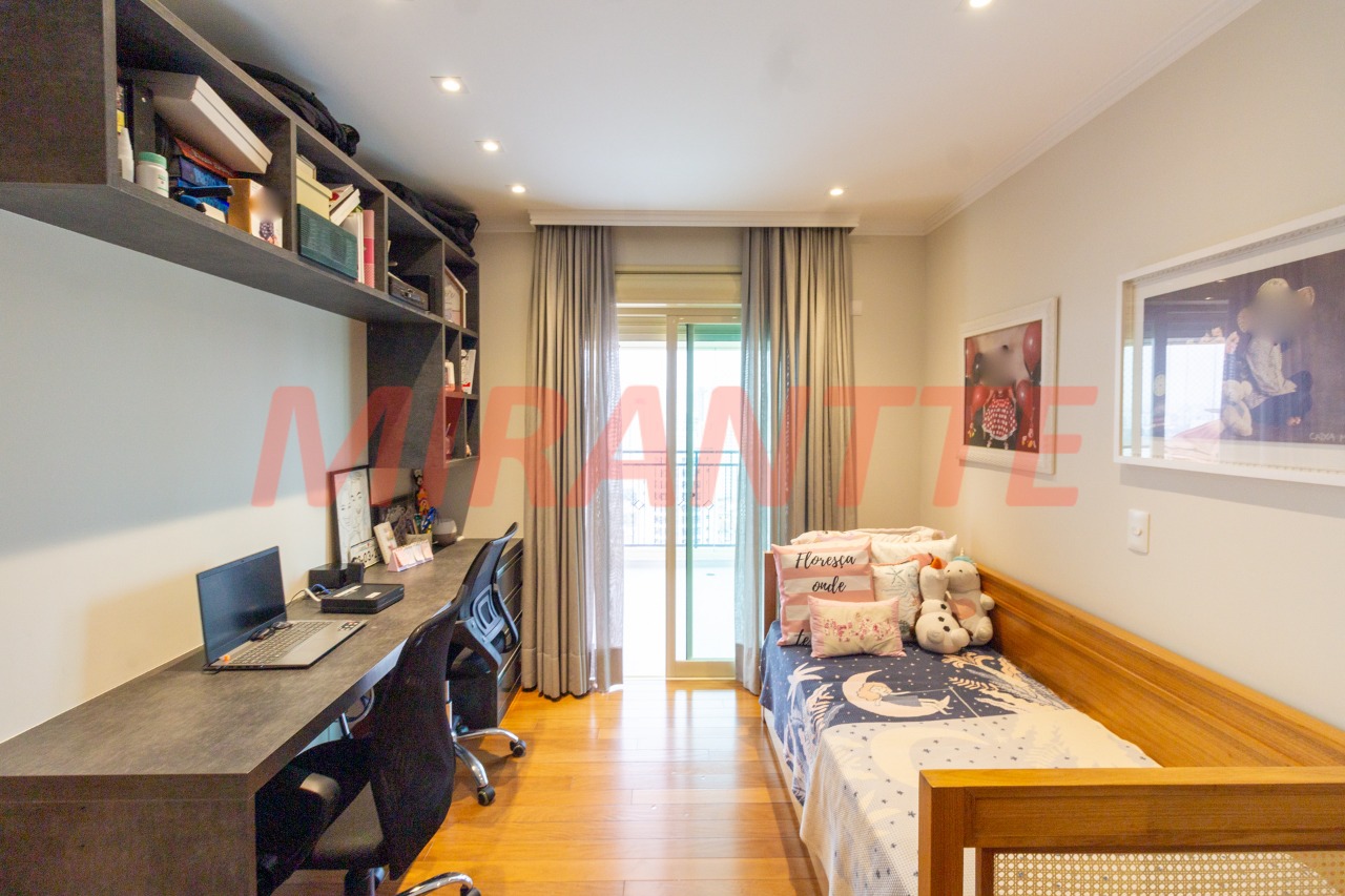 Cobertura de 280m² com 4 quartos em Santana
