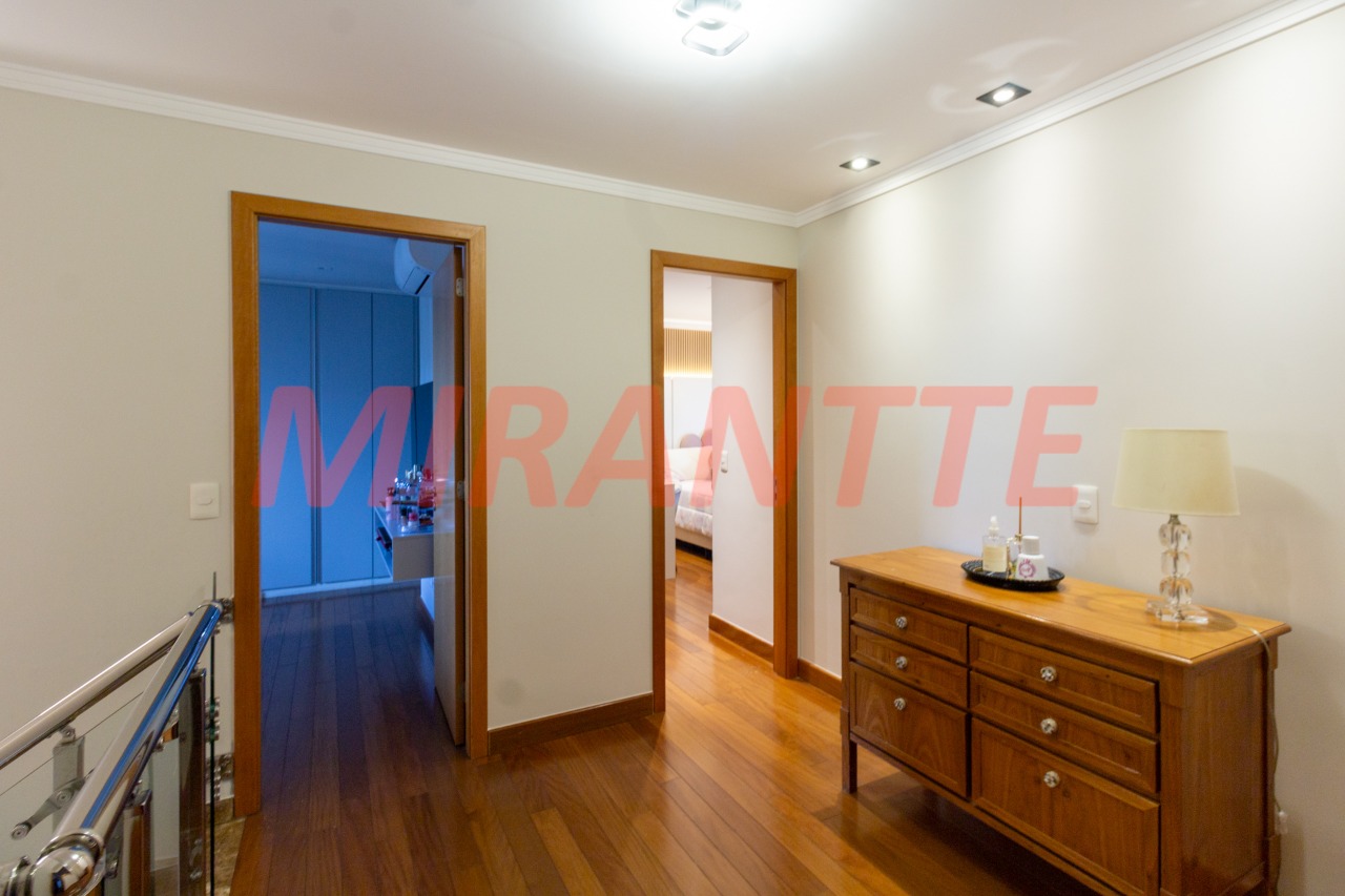 Cobertura de 280m² com 4 quartos em Santana