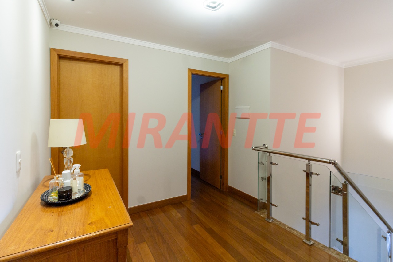 Cobertura de 280m² com 4 quartos em Santana