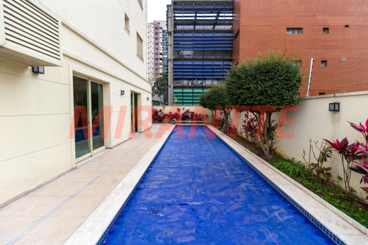 Cobertura de 280m² com 4 quartos em Santana