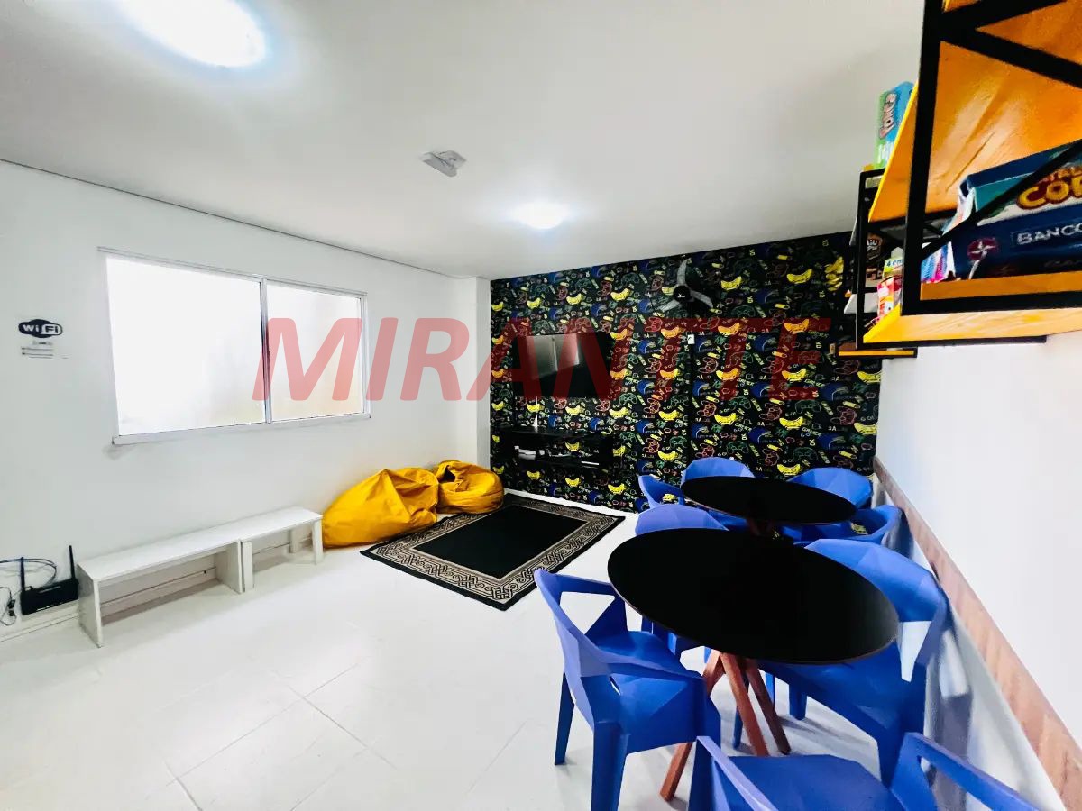 Apartamento de 44m² com 2 quartos em Jardim Iris