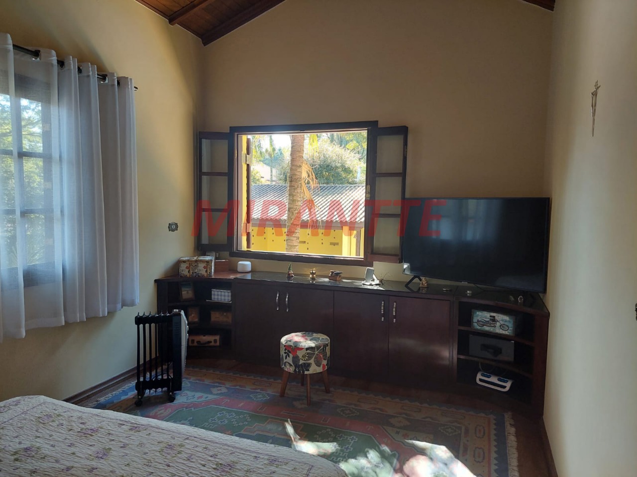 Cond. fechado de 272.51m² com 3 quartos em Campos Cantareira