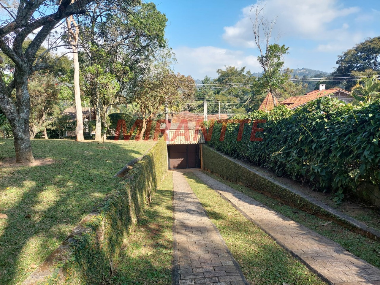 Cond. fechado de 272.51m² com 3 quartos em Campos Cantareira