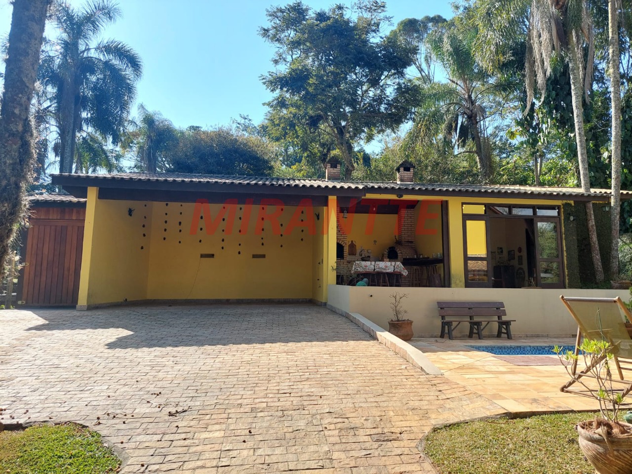Cond. fechado de 272.51m² com 3 quartos em Campos Cantareira