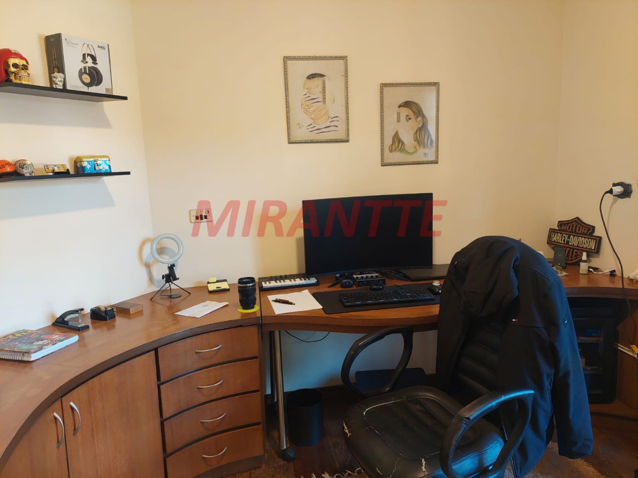 Cond. fechado de 272.51m² com 3 quartos em Campos Cantareira