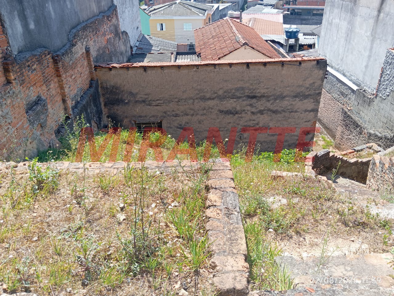Terreno de 0m² em Vila Santa Maria