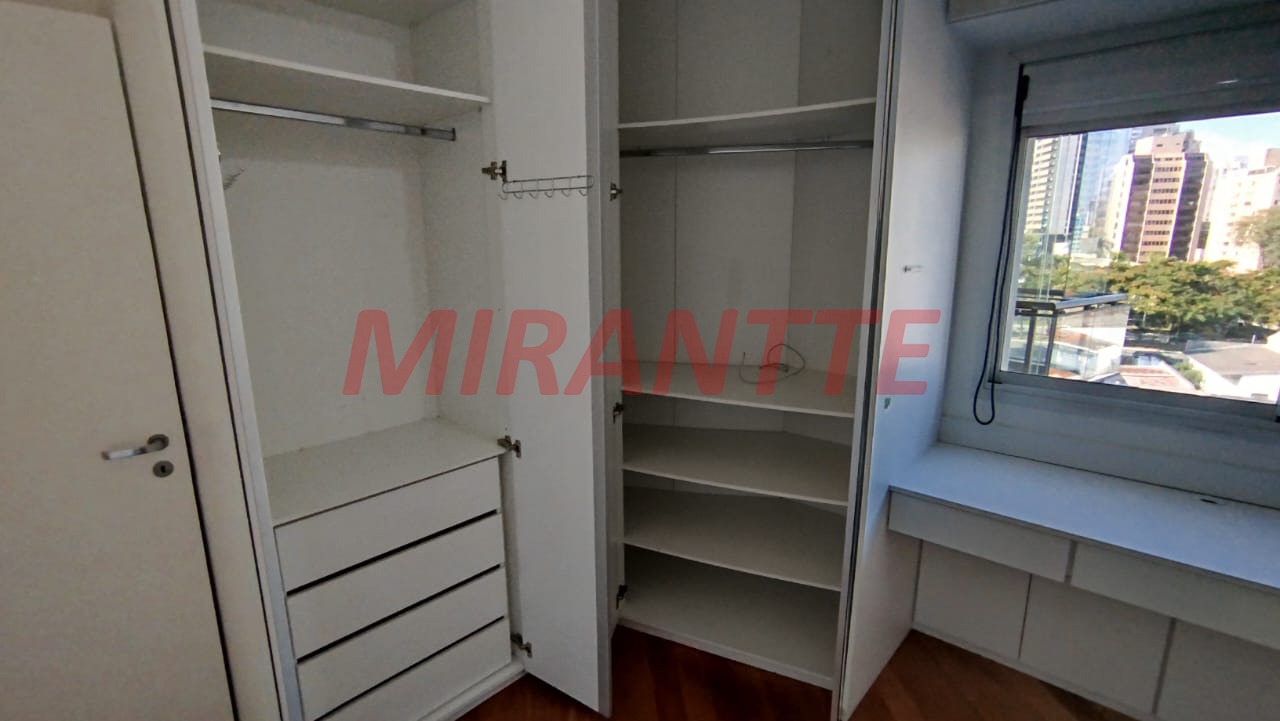 Apartamento de 118m² com 3 quartos em Pinheiros