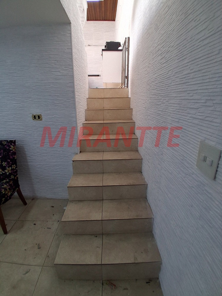 Sobrado de 274m² com 4 quartos em Vila Guilherme